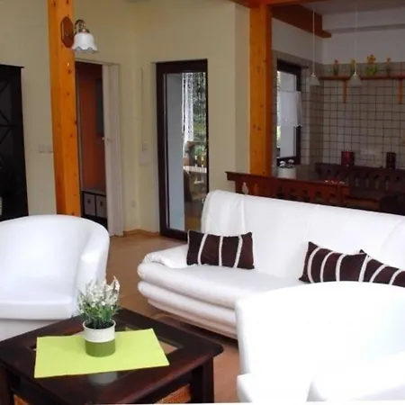 Apartment In Leuenberg Mit Garten Und Grill *